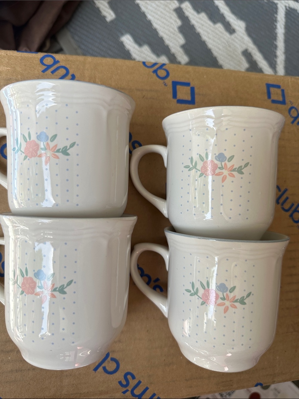 Classic Floral Ceramic Mugs - White with Pink & Blue Accent (Set of 4) Newcor